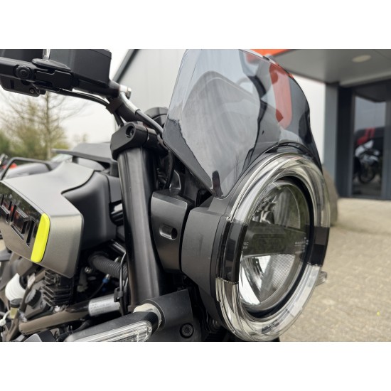HUSQVARNA SVARTPILEN 401 24