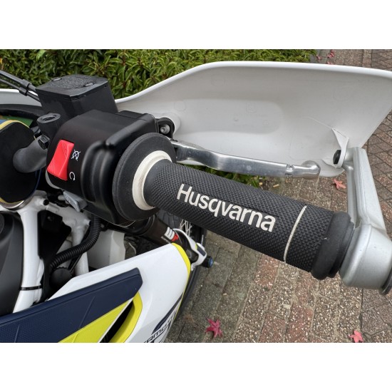 HUSQVARNA  701SM