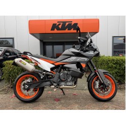 KTM 890 SMT  KTM 890 SMT