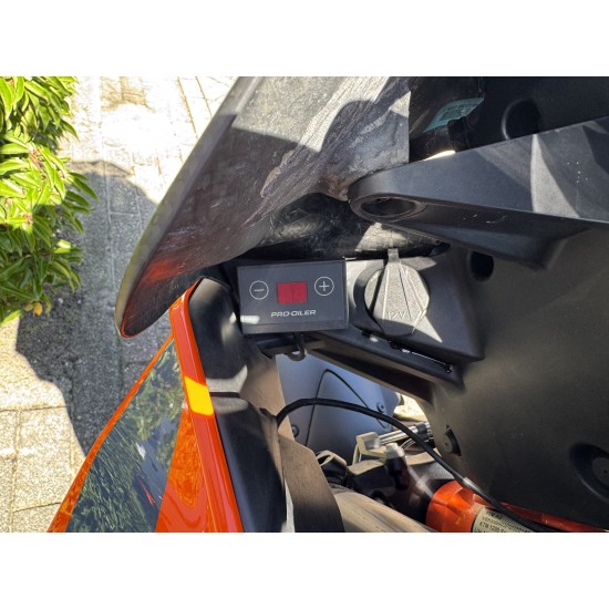 KTM SUPERDUKE 1290 GT ORANGE/BLACK ABS 23