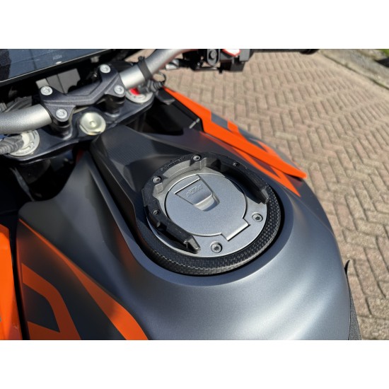 KTM SUPERDUKE 1290 GT ORANGE/BLACK ABS 23