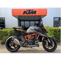 KTM 1290 SUPER DUKE R BLACK 2021   