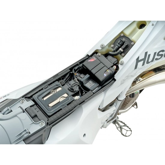 HUSQVARNA TE 300 PRO  2027.