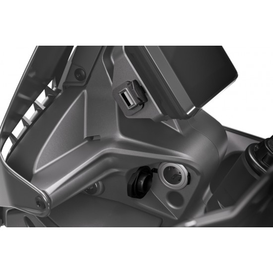 KTM 890 SMT  ABS 23