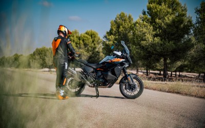 DE 2025 KTM 1390 SUPER ADVENTURE S BRENGT MEER ADVENTURE NAAR DE WEG