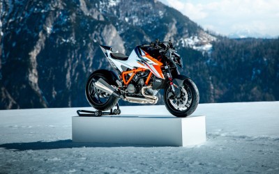 DE NIEUWE KTM 1390 SUPER DUKE RR