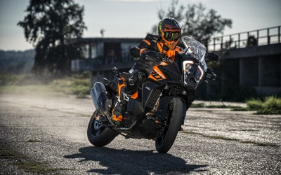 VERLEG GRENZEN MET DE 2023 KTM 1290 SUPER ADVENTURE S