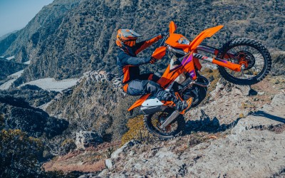 UITDAGING AANVAARD! DE 2024 KTM ENDURO-SERIE, GEMAAKT OM GRENZEN TE VERLEGGEN