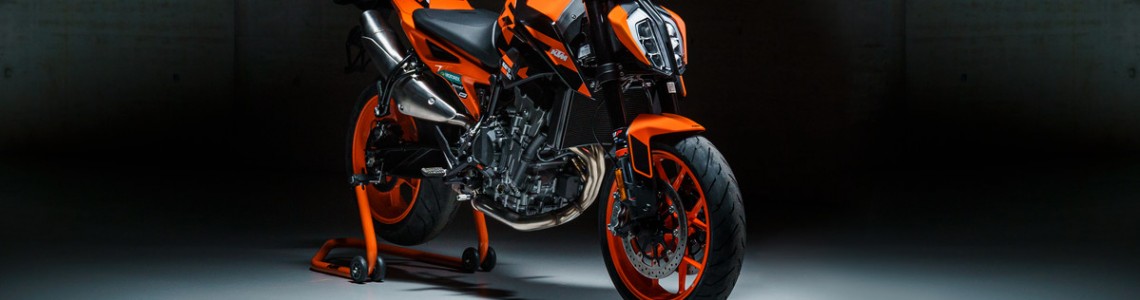 EEN NIEUWE VECHTER BETREEDT DE RING | DE KTM 890 DUKE GP ’22