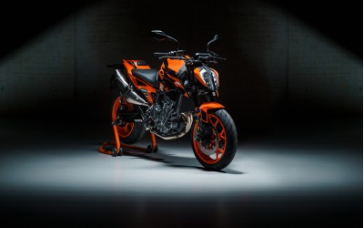 EEN NIEUWE VECHTER BETREEDT DE RING | DE KTM 890 DUKE GP ’22